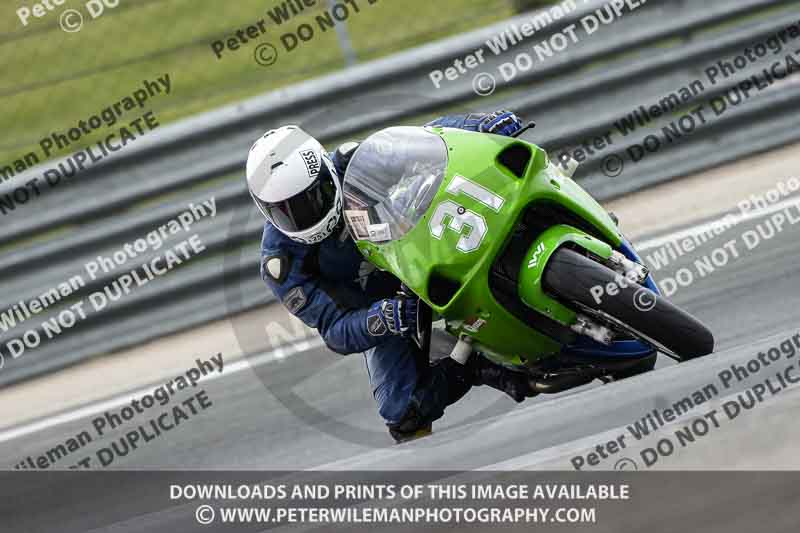 cadwell no limits trackday;cadwell park;cadwell park photographs;cadwell trackday photographs;enduro digital images;event digital images;eventdigitalimages;navarra;no limits trackdays;peter wileman photography;racing digital images;trackday digital images;trackday photos